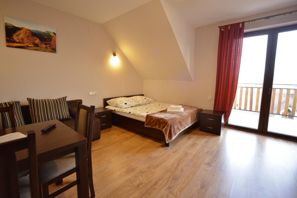 Villa Asturia Rymanów-Zdrój Rum bild