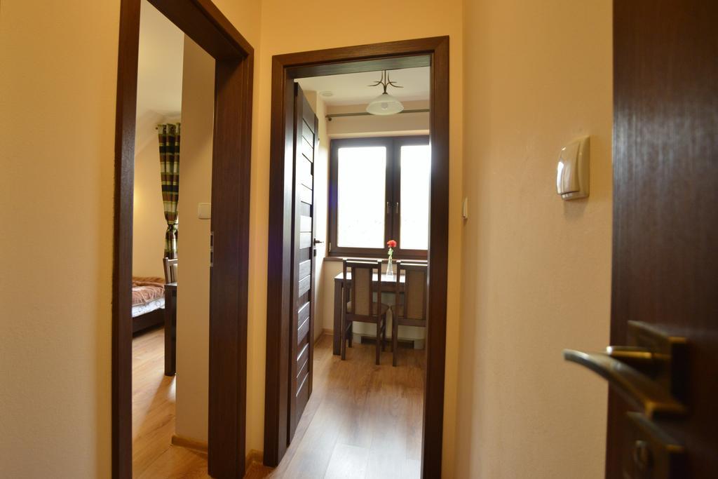 Villa Asturia Rymanów-Zdrój Rum bild