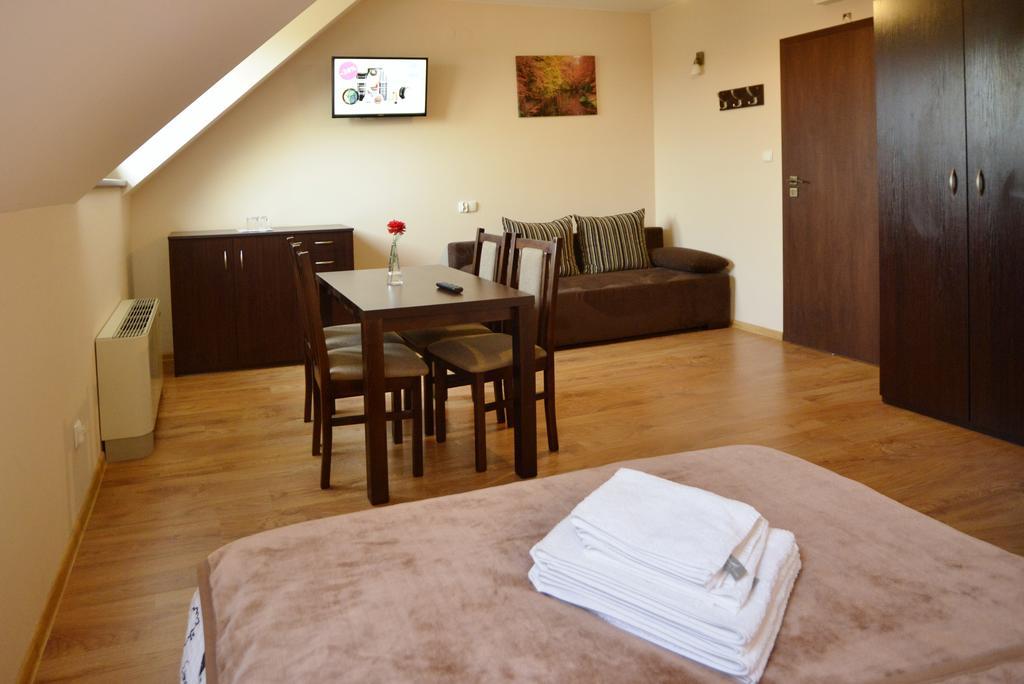 Villa Asturia Rymanów-Zdrój Rum bild